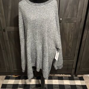 Terra & Sky Heathered Gray Women's Sweater